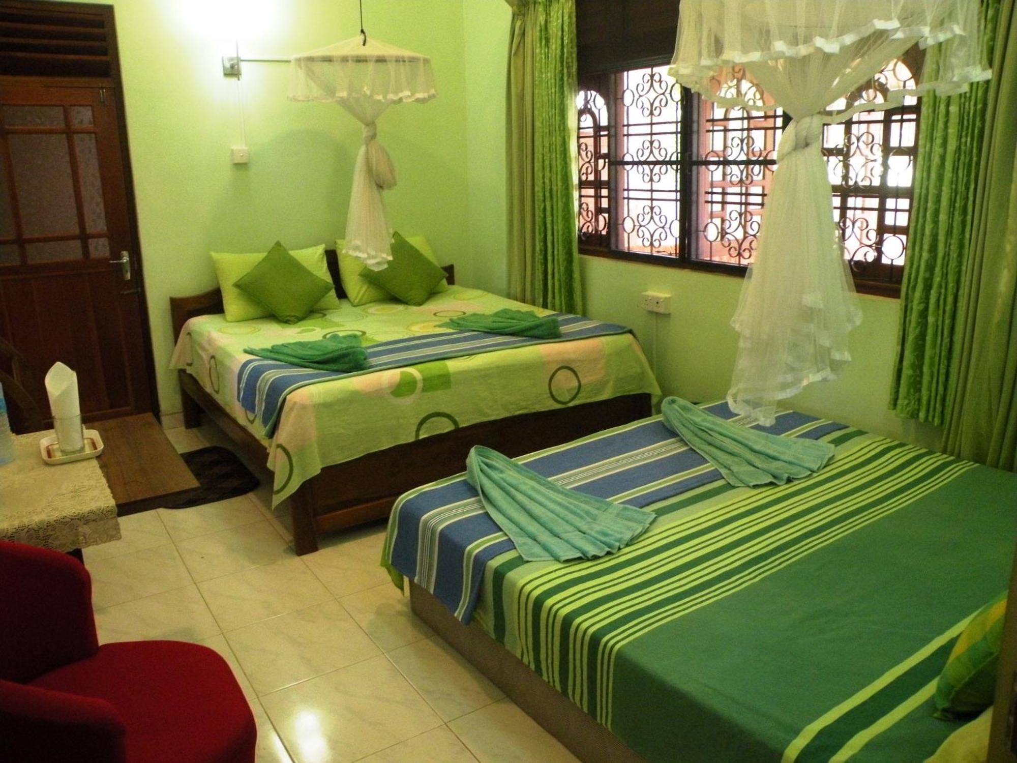Henderson Airport Residence Negombo Pokój zdjęcie