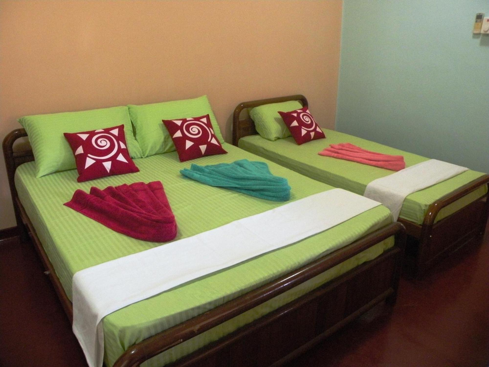 Henderson Airport Residence Negombo Pokój zdjęcie