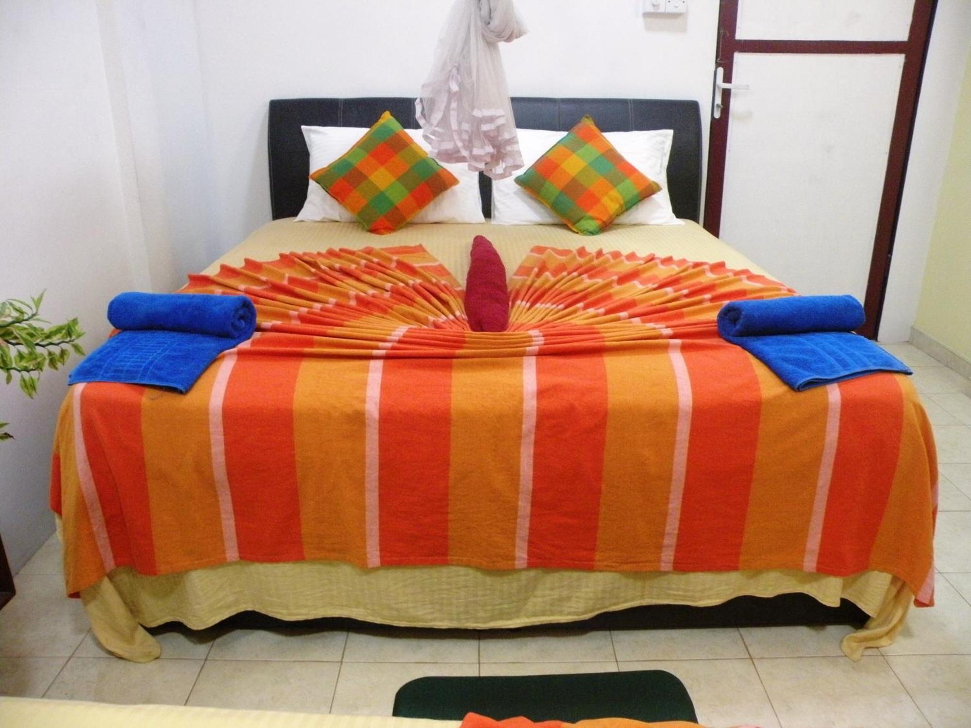 Henderson Airport Residence Negombo Pokój zdjęcie
