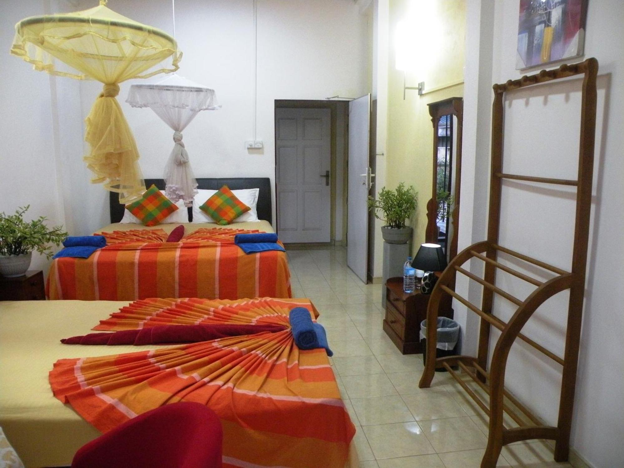 Henderson Airport Residence Negombo Pokój zdjęcie