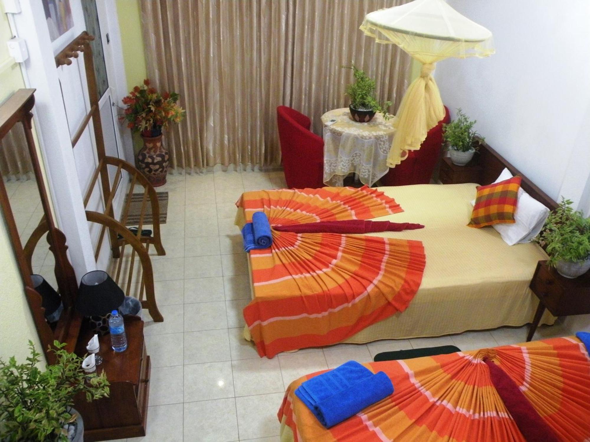 Henderson Airport Residence Negombo Pokój zdjęcie
